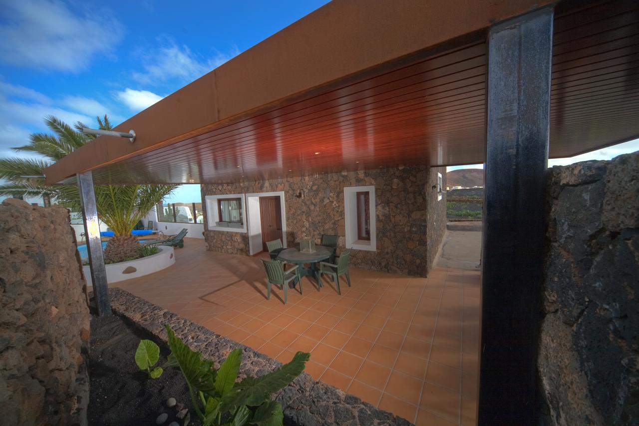 Villa Timanfaya Тинахо Экстерьер фото